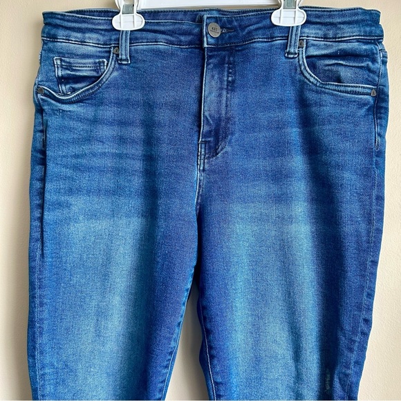 KUT from the cloth raw hem bootcut denim jeans size 14W, very stretchy EUC - Picture 2 of 5